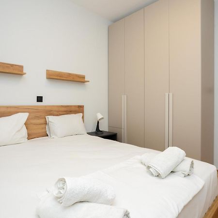 Elegance Apartment 2 Bedroom Suites Thessaloniki Exterior foto