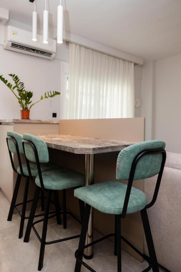 Elegance Apartment 2 Bedroom Suites Thessaloniki Exterior foto