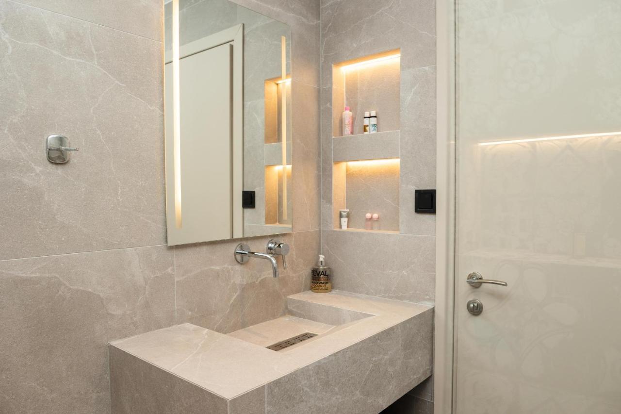 Elegance Apartment 2 Bedroom Suites Thessaloniki Exterior foto