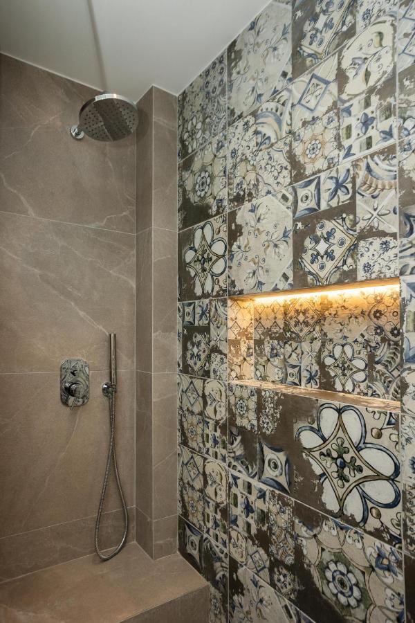 Elegance Apartment 2 Bedroom Suites Thessaloniki Exterior foto