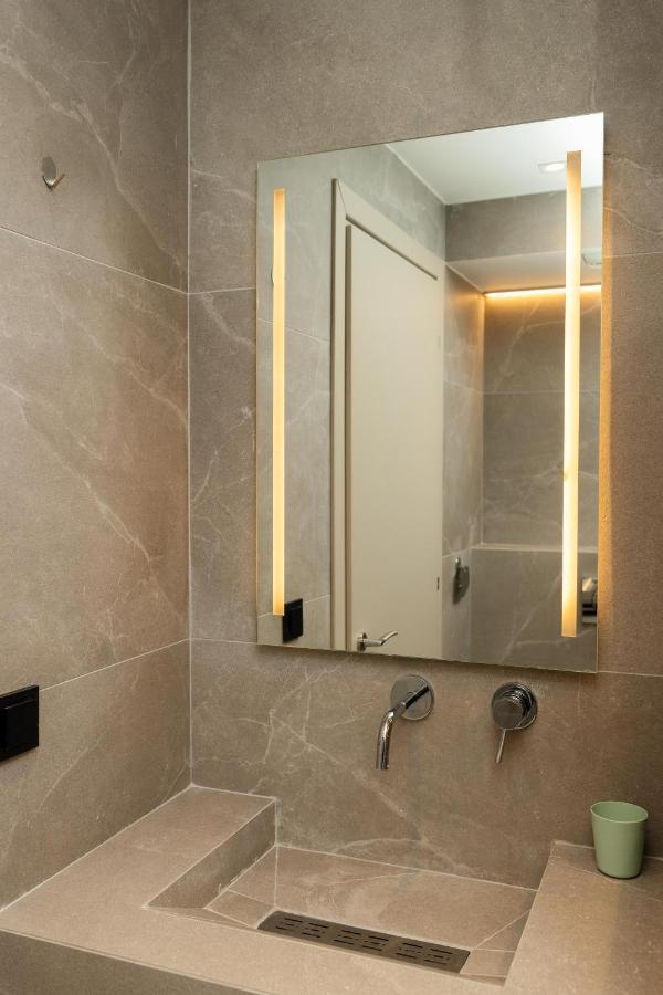 Elegance Apartment 2 Bedroom Suites Thessaloniki Exterior foto